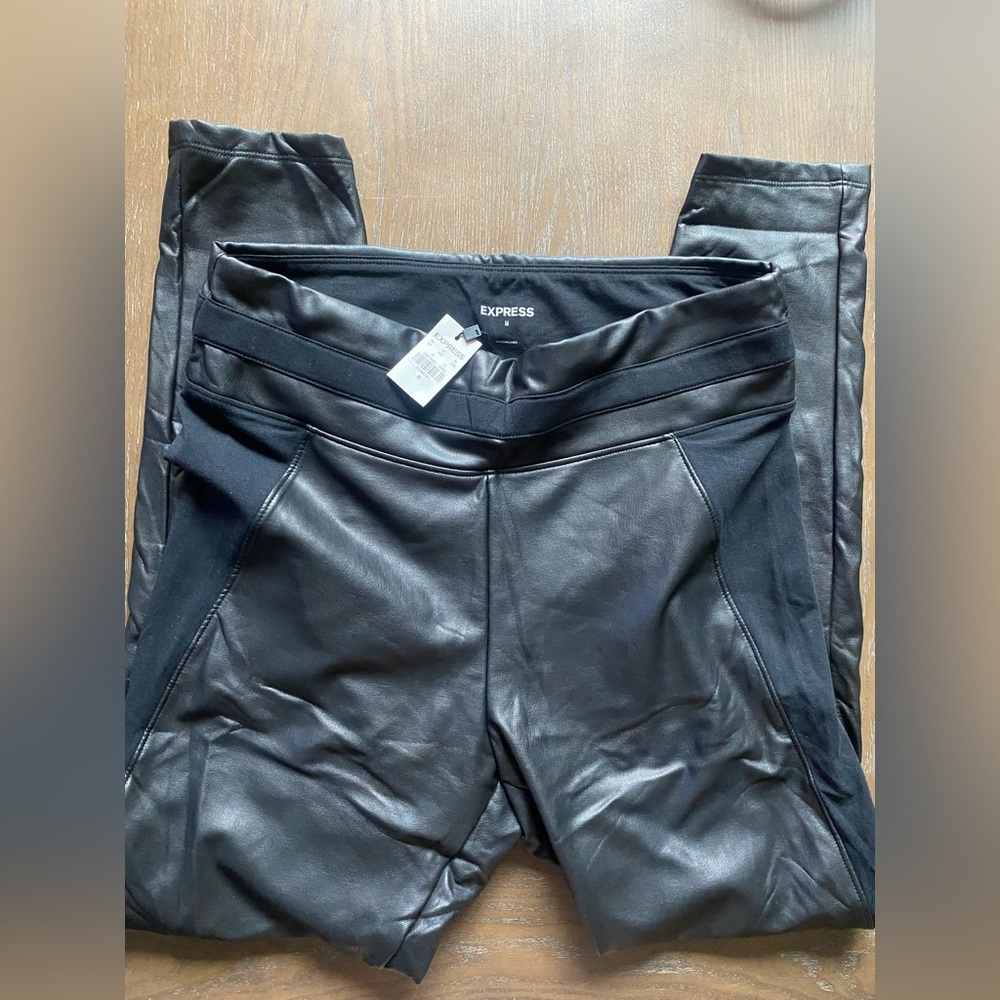 NWT Express High Waisted Essential Vegan Leather Leggings - M